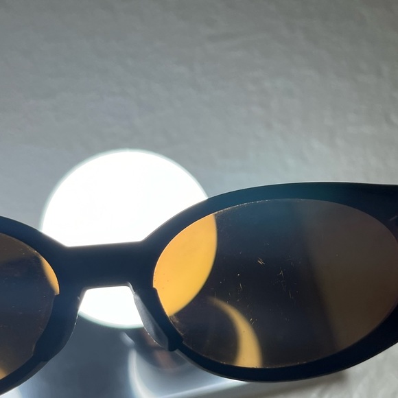 Sold! - Picture 4 of 9